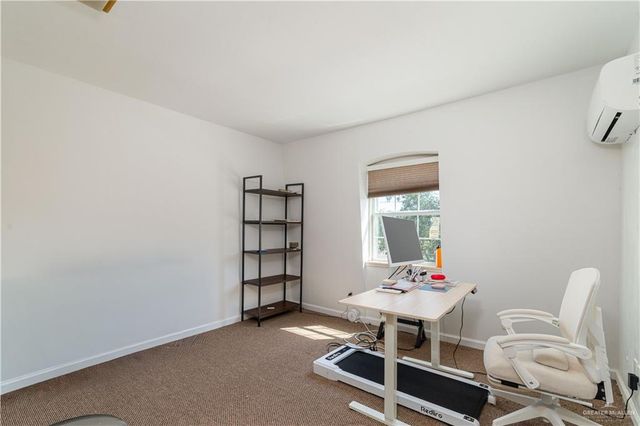 1002 S Border Avenue, Weslaco, TX 78596