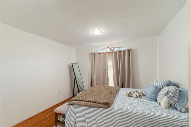 1002 S Border Avenue, Weslaco, TX 78596