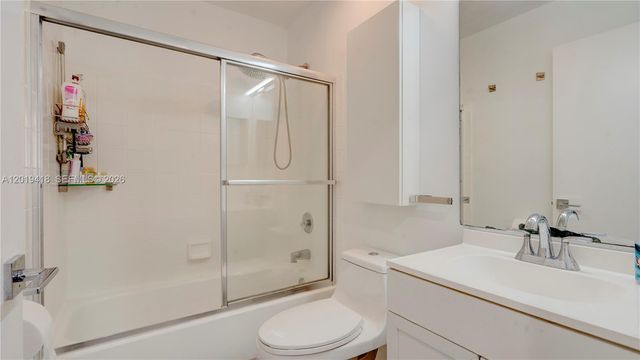 19141 NW 12th St, Pembroke Pines, FL 33029
