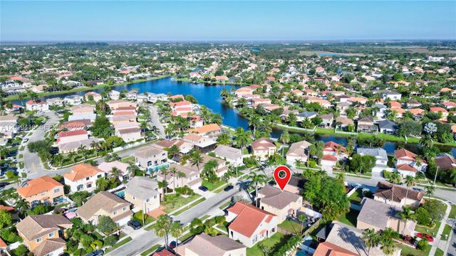 19141 NW 12th St, Pembroke Pines, FL 33029