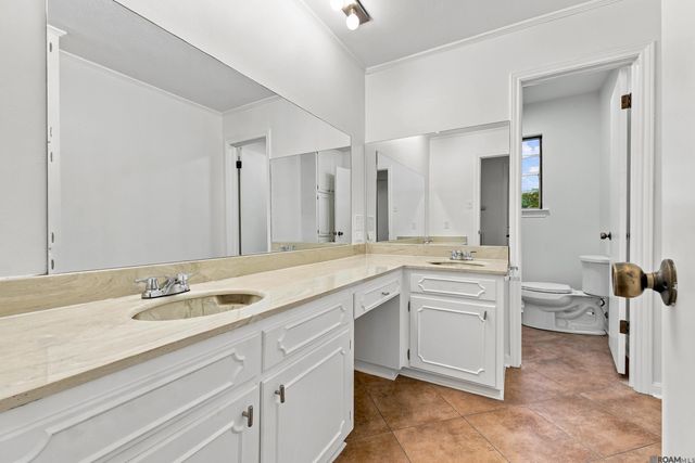 1720 Rue Crozat, Baton Rouge, LA 70810