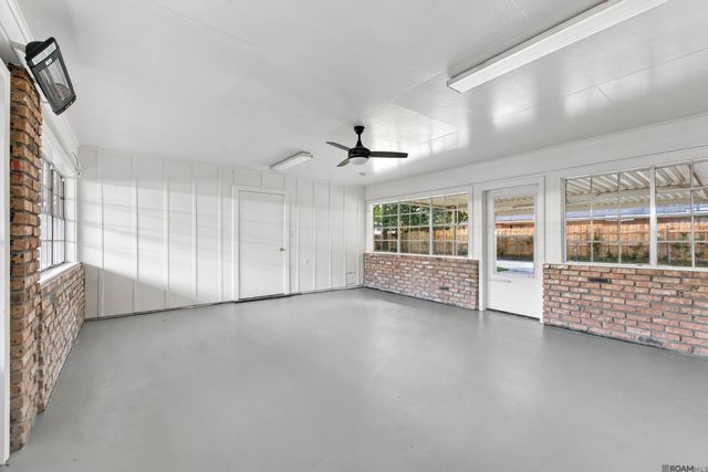 1720 Rue Crozat, Baton Rouge, LA 70810