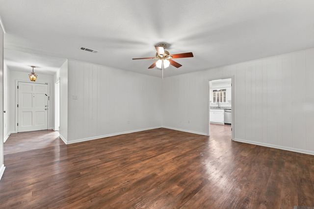 1720 Rue Crozat, Baton Rouge, LA 70810