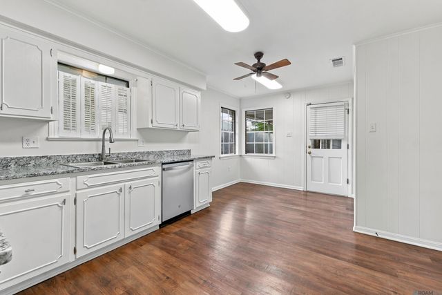 1720 Rue Crozat, Baton Rouge, LA 70810