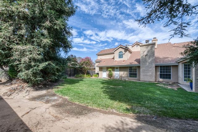 1453 E Decatur Avenue, Fresno, CA 93720