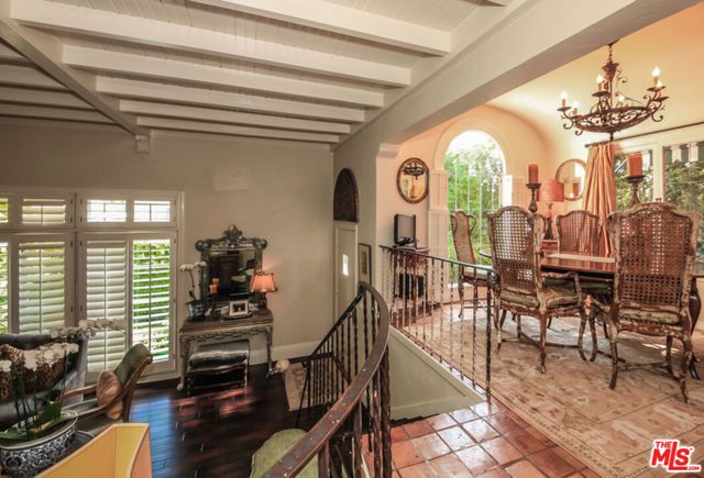 1367 N BEVERLY Drive, Beverly Hills, CA 90210