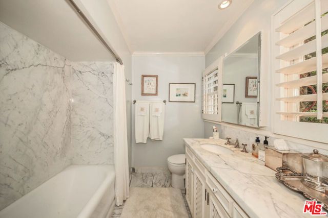 1367 N BEVERLY Drive, Beverly Hills, CA 90210