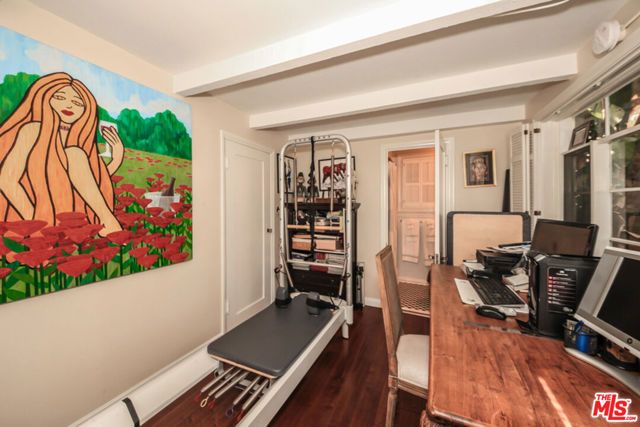 1367 N BEVERLY Drive, Beverly Hills, CA 90210