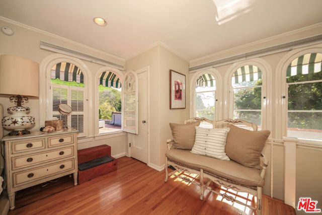 1367 N BEVERLY Drive, Beverly Hills, CA 90210