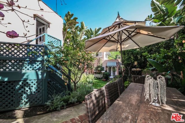 1367 N BEVERLY Drive, Beverly Hills, CA 90210