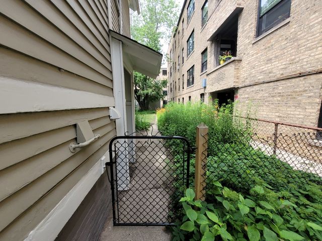 822 Michigan Avenue, Evanston, IL 60202