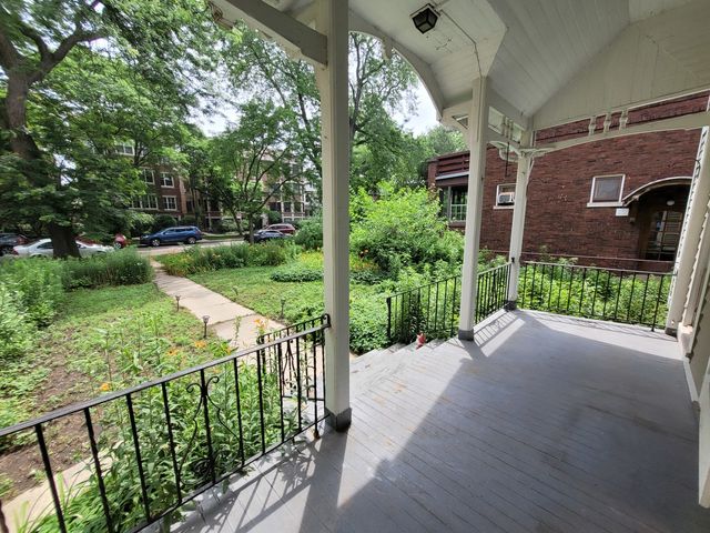 822 Michigan Avenue, Evanston, IL 60202