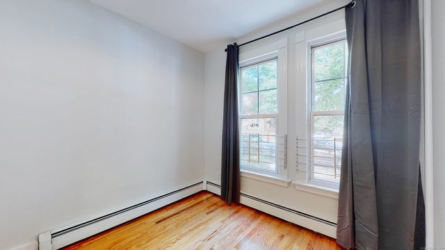 86 Edwards Street 1, New Haven, CT 06511