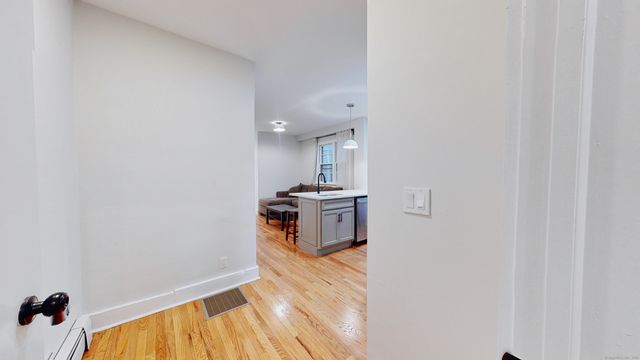 86 Edwards Street 1, New Haven, CT 06511