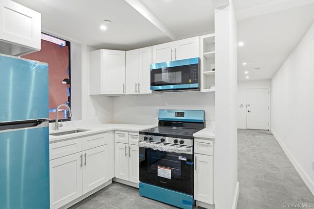 2152 Muliner Avenue, Bronx, NY 10462