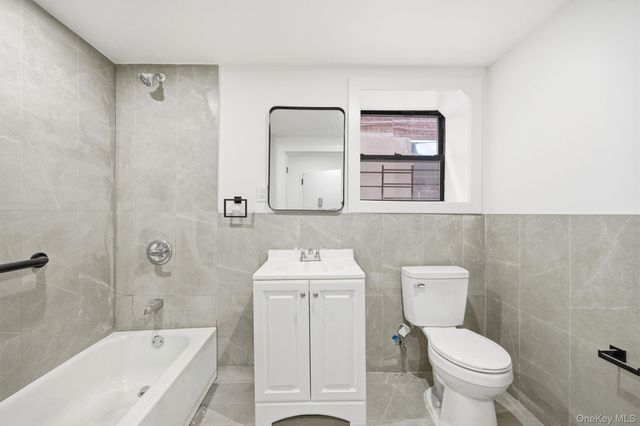 2152 Muliner Avenue, Bronx, NY 10462