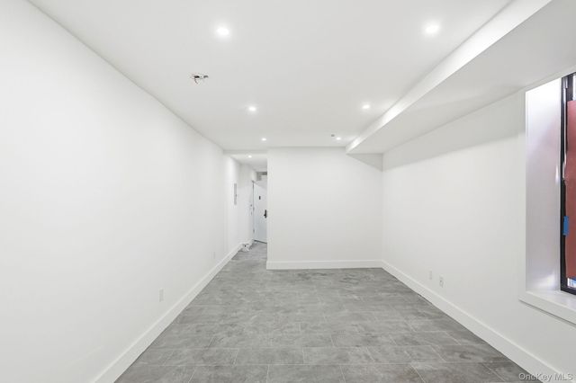 2152 Muliner Avenue, Bronx, NY 10462