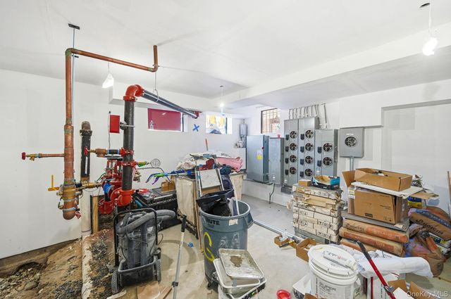 2152 Muliner Avenue, Bronx, NY 10462