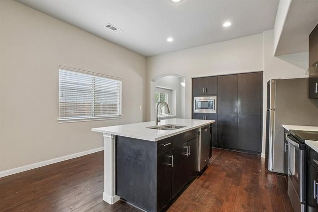 2012 Shawnee Trail, Heartland, TX 75126