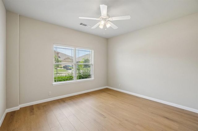 2012 Shawnee Trail, Heartland, TX 75126