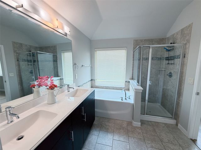 2012 Shawnee Trail, Heartland, TX 75126
