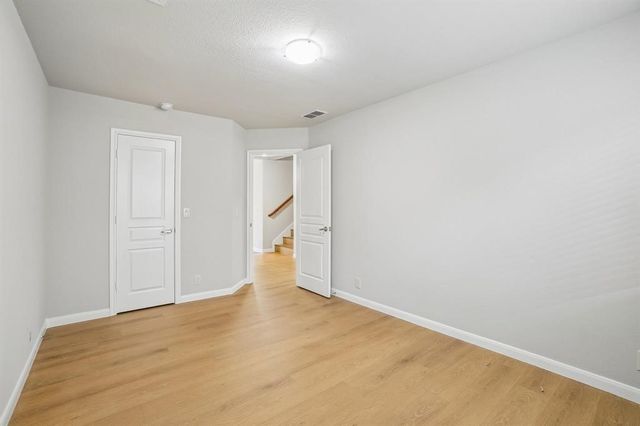 2012 Shawnee Trail, Heartland, TX 75126