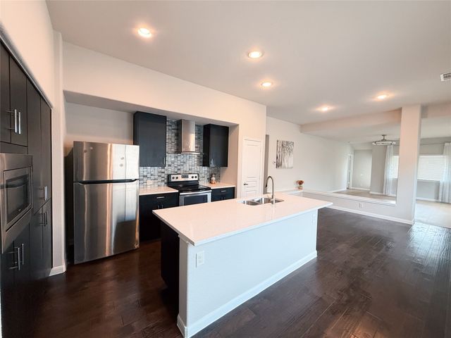 2012 Shawnee Trail, Heartland, TX 75126