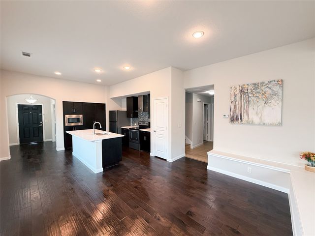 2012 Shawnee Trail, Heartland, TX 75126