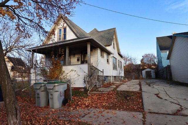 1314 N 22nd STREET, Milwaukee, WI 53205