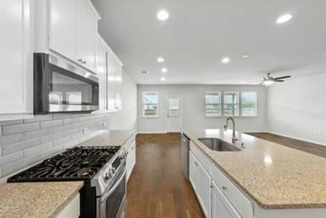 17320 Calipatria LN, Pflugerville, TX 78660