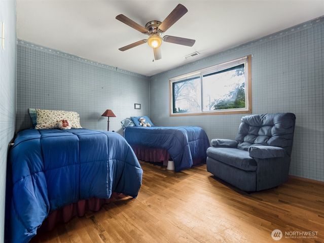 633 E 84th Street, Tacoma, WA 98445