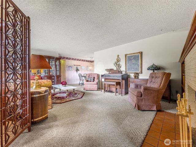 633 E 84th Street, Tacoma, WA 98445