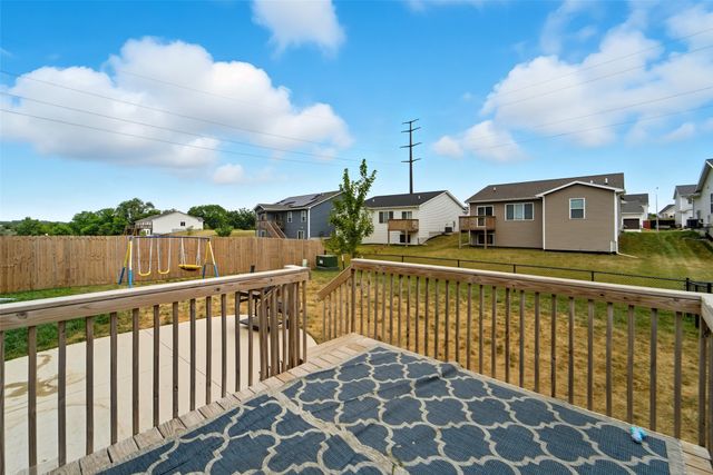 2817 21st Street SW, Altoona, IA 50009