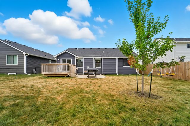 2817 21st Street SW, Altoona, IA 50009