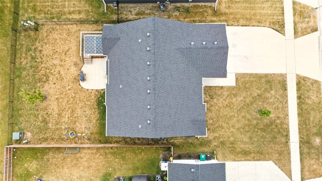 2817 21st Street SW, Altoona, IA 50009