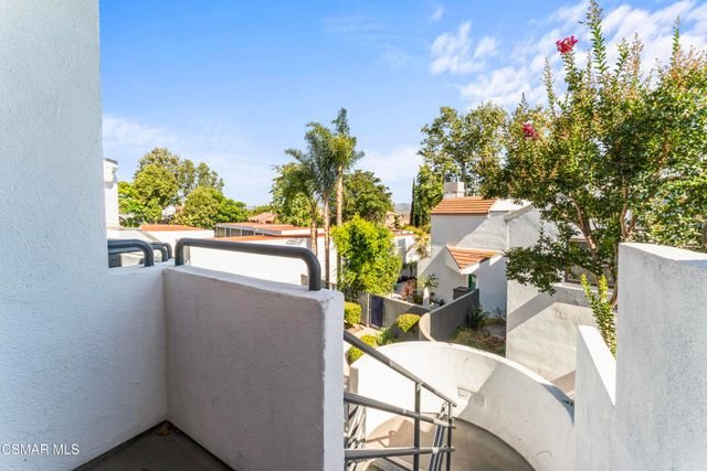 1190 Tivoli Lane 206, Simi Valley, CA 93065