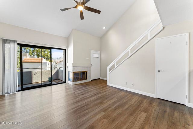 1190 Tivoli Lane 206, Simi Valley, CA 93065