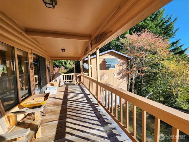 222 Towhee Lane, Brinnon, WA 98320