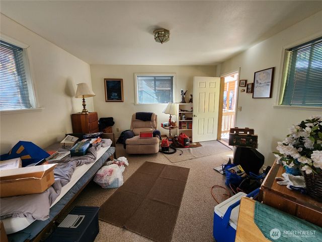 222 Towhee Lane, Brinnon, WA 98320