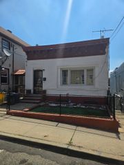 6802 SMITH AVE, North Bergen, NJ 07047