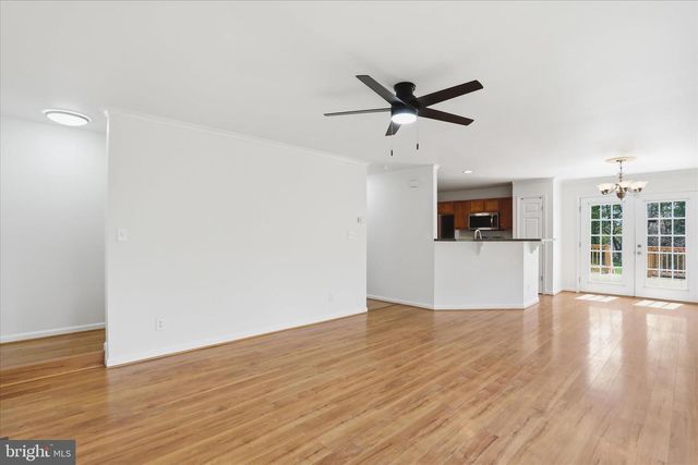 60 ICELANDIC CT, Martinsburg, WV 25405