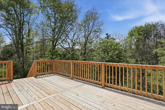 60 ICELANDIC CT, Martinsburg, WV 25405