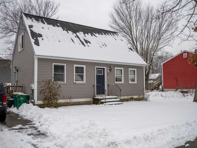7 Kim Lane, Rochester, NH 03867