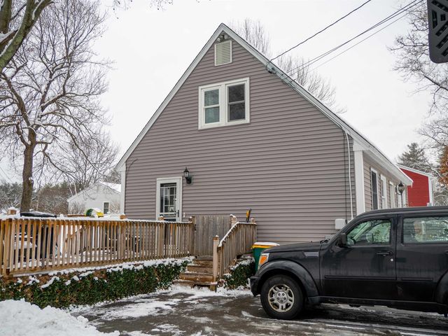 7 Kim Lane, Rochester, NH 03867