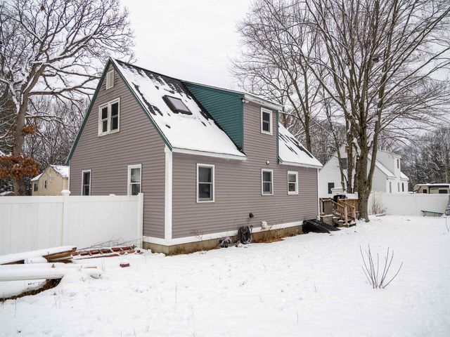 7 Kim Lane, Rochester, NH 03867