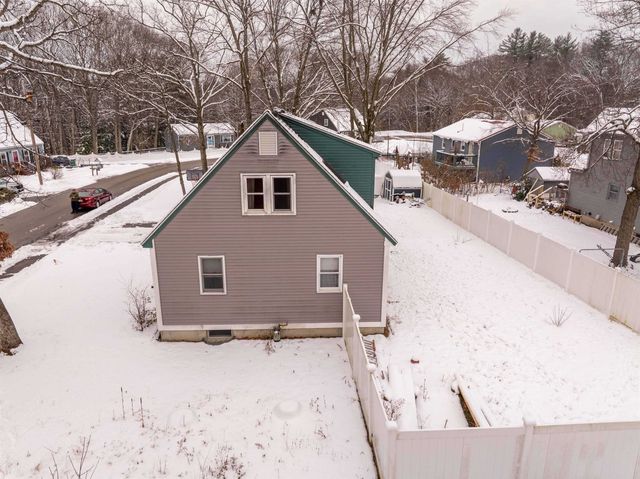 7 Kim Lane, Rochester, NH 03867