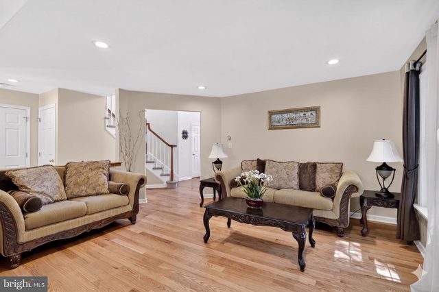 15 ANNIE LN, Robbinsville, NJ 08691