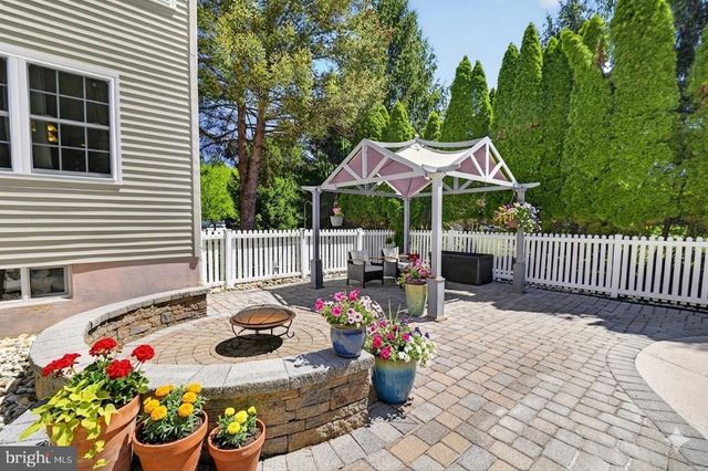 15 ANNIE LN, Robbinsville, NJ 08691