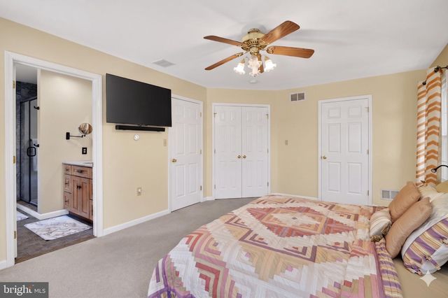 15 ANNIE LN, Robbinsville, NJ 08691