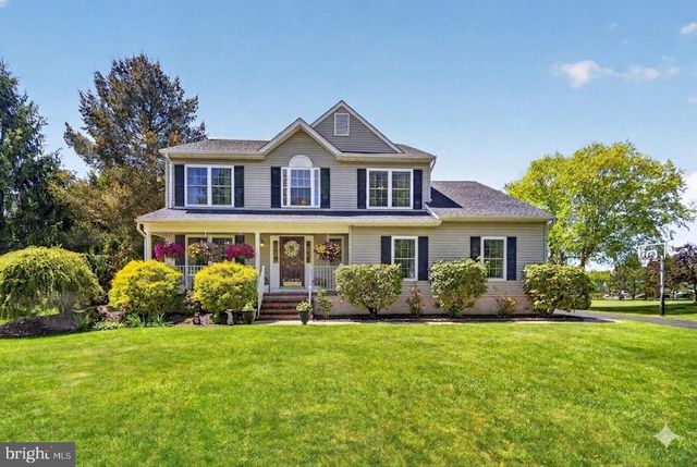 15 ANNIE LN, Robbinsville, NJ 08691